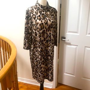 Good Used Condition- Isaac Mizrahi MIDI Dress
